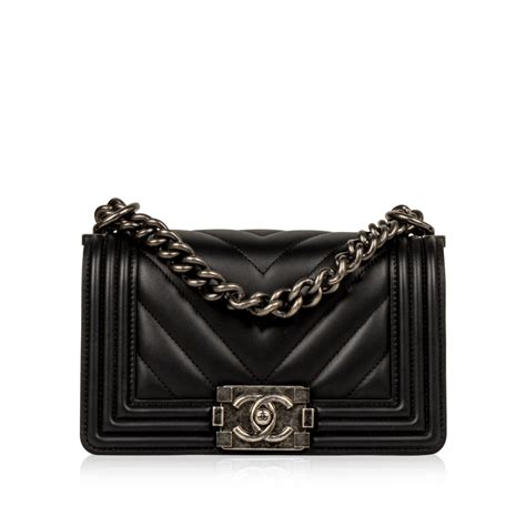 chanel bag stockists.